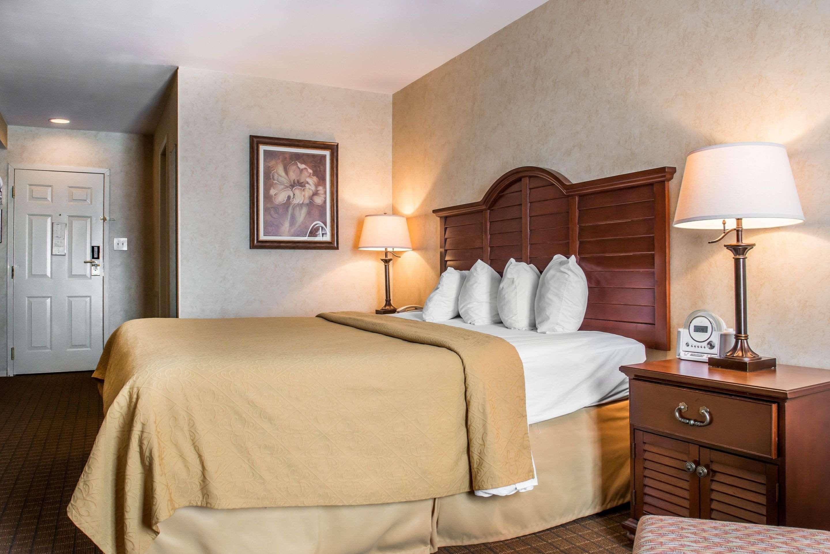 Quality Inn Pittsburgh Airport Oakdale Buitenkant foto