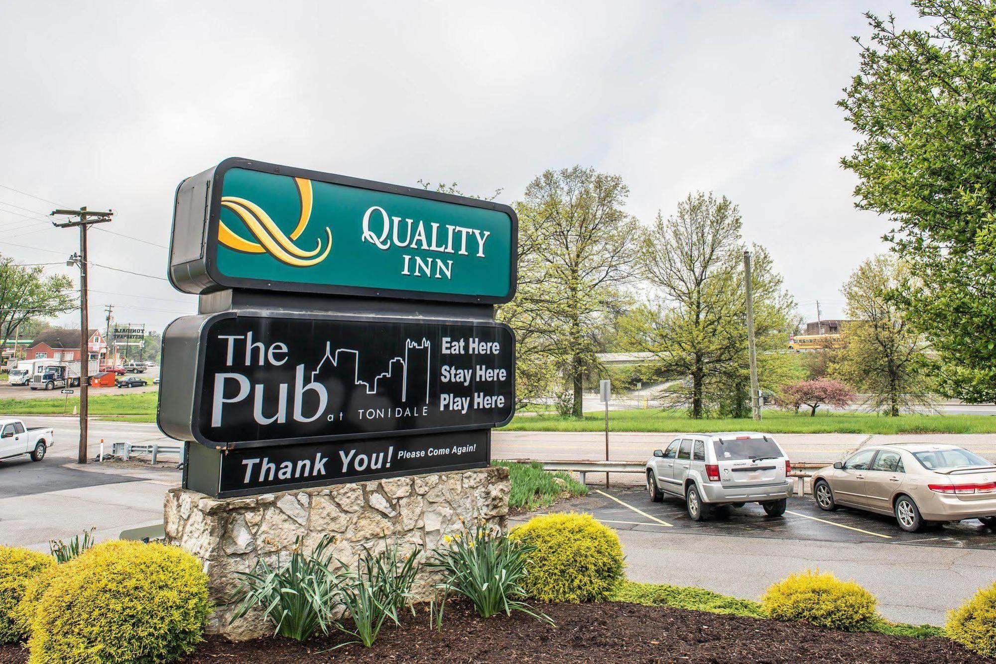 Quality Inn Pittsburgh Airport Oakdale Buitenkant foto