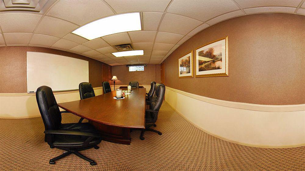 Quality Inn Pittsburgh Airport Oakdale Buitenkant foto